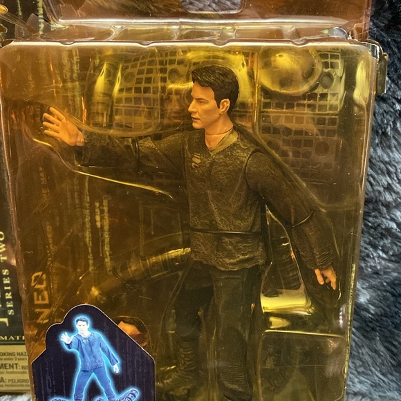 2003 Matrix Series Two Neo Action Figure - Picture 3 of 16